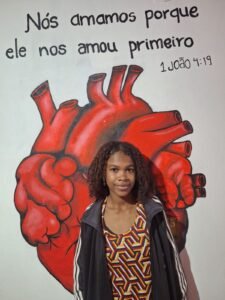 Maria Larissa 225x300